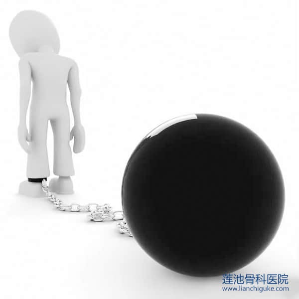 股骨頭壞死進行髖置換關(guān)節(jié)后能像正常人一樣走路嗎